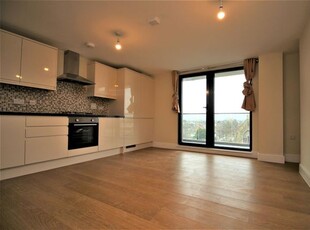 Flat to rent in Charter House, 450 High Road, Ilford IG1