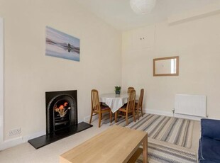 Flat to rent in Grange Loan, Edinburgh EH9