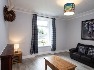 Flat to rent in Holburn Road, West End, Aberdeen AB10