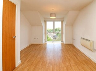Flat to rent in Lunar Apartments, Otley Road BD3