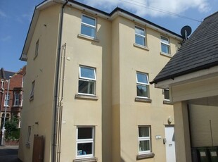 Flat to rent in Mount Pleasant Road, Exeter EX4
