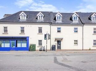 Flat to rent in Swindon Street, Highworth, Swindon SN6