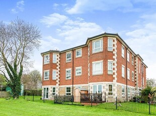 Flat to rent in Waterside, Fairburn, Knottingley, West Yorkshire WF11