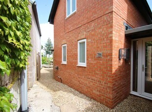Property to rent in High Street, Great Cheverell, Devizes SN10