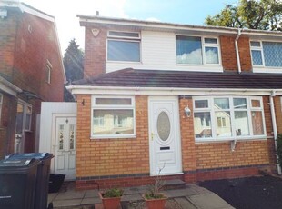 Semi-detached house to rent in Frederick Road, Selly Oak, Birmingham B29