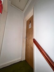 Studio to rent in Hill Top, West Bromwich B70