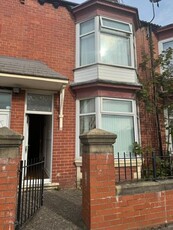 Terraced house to rent in Newlands Road, Middlesbrough TS1