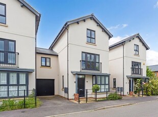 Town house for sale in Flora Close, Cheltenham GL52