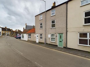 Town house to rent in South Street, Crowland, Peterborough PE6