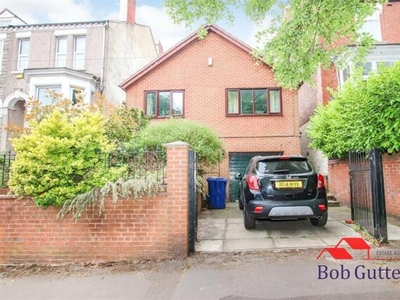 3 Bedroom Detached House For Sale In Porthill
