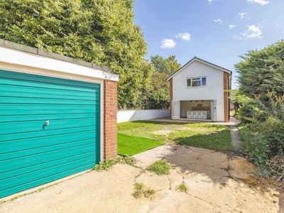 4 Bedroom Detached House For Sale In Taplow