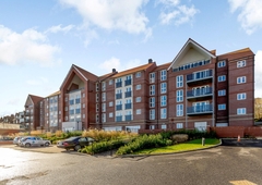 2 Bedroom Retirement Apartment For Sale in Scarborough,