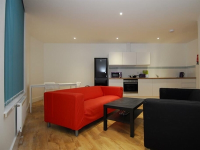 4 bedroom apartment for rent in St. Andrews Cross, Plymouth, PL1