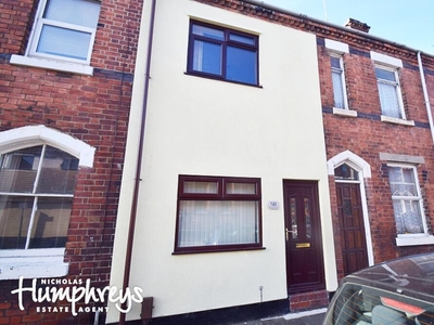 4 bedroom terraced house for rent in Beresford Street, Shelton, Stoke-On-Trent, ST4