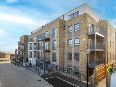 2 Bedroom Apartment For Sale In Barnet, London