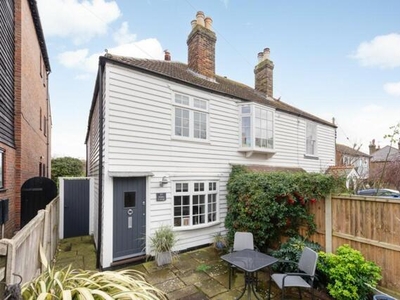 2 Bedroom Cottage For Sale In Whitstable