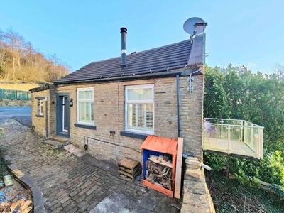 2 Bedroom Detached House For Sale In Halifax