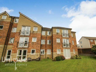 2 Bedroom Flat For Sale In Lytham St. Annes, Lancashire