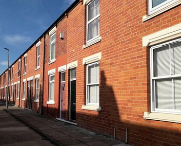 2 Bedroom Town House For Rent In Middlesbrough, North Yorkshire