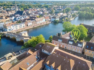 3 Bedroom Apartment For Sale In St. Ives, Cambridgeshire