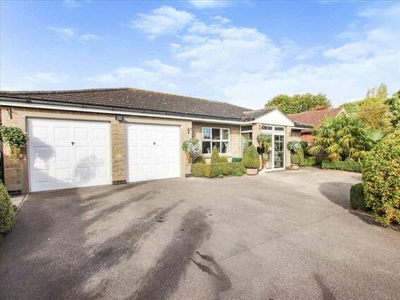 3 Bedroom Bungalow For Sale In Platts Lane