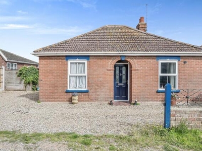 3 Bedroom Detached Bungalow For Sale In Caister-on-sea