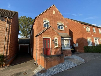 3 Bedroom Detached House For Sale In Midway