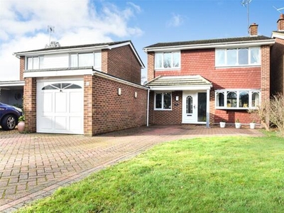 3 Bedroom Detached House For Sale In Yateley, Hampshire