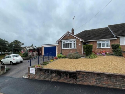 3 Bedroom Semi-detached Bungalow For Sale In Outwoods, Burton-on-trent