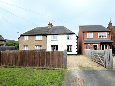 3 Bedroom Semi-detached House For Sale In Great Billing, Northampton