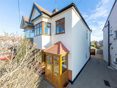 3 Bedroom Semi-detached House For Sale In Heath Park