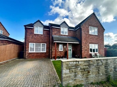 4 Bedroom Detached House For Sale In Broadwell