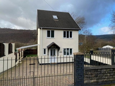 4 Bedroom Detached House For Sale In Crynant, Neath