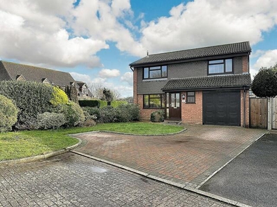 4 Bedroom Detached House For Sale In Langley