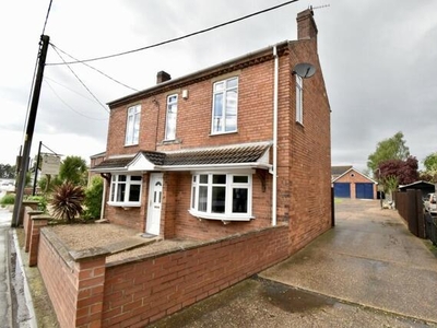 4 Bedroom Detached House For Sale In Saxilby
