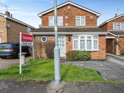 4 Bedroom Detached House For Sale In Slip End