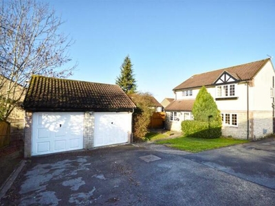4 Bedroom Detached House For Sale In Whitchurch Village