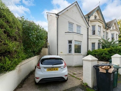 4 Bedroom End Of Terrace House For Rent In Brighton, East Sussex