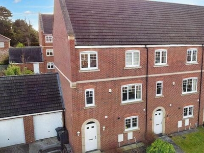 4 Bedroom Town House For Sale In Darlington