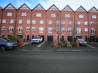 4 Bedroom Town House For Sale In Wigan, Lancashire