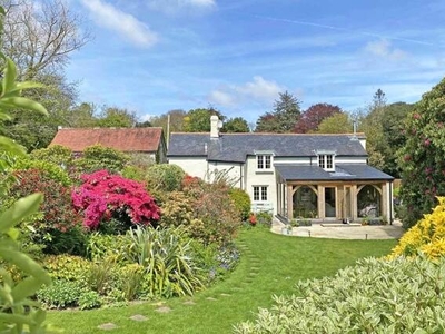 5 Bedroom Detached House For Sale In Carnon Downs - Nr. Truro