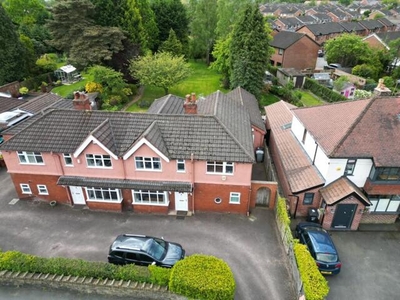 5 Bedroom Semi-detached House For Sale In Stockport, Cheshire