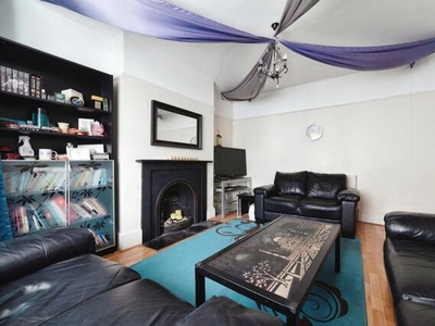 5 Bedroom Terraced House For Sale In Barking