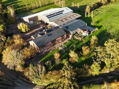 6 Bedroom Barn Conversion For Sale In Welshpool, Powys