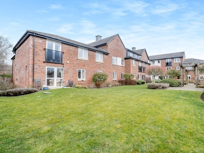 2 Bedroom Retirement Apartment For Sale in Wilmslow, Cheshire