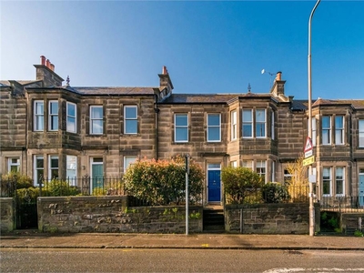 2 bed lower flat for sale in Greenbank