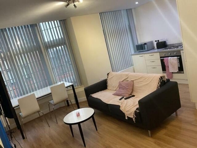 2 Bedroom Flat For Rent In Millstone Lane, Leicester