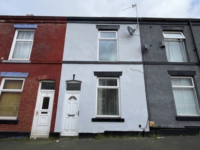 2 bedroom terraced house for sale Bury, BL9 5AT