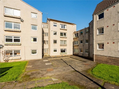 3 bed ground floor flat for sale in Clermiston