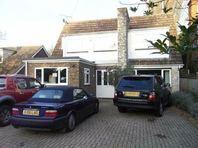 3 bedroom detached house to rent Sindlesham, RG41 5HX